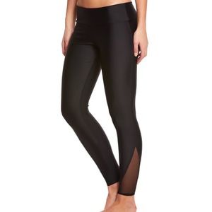 Onzie shaper yoga leggings xs nearly new
